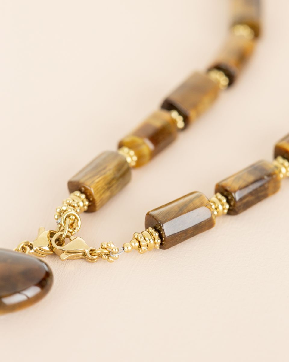 Collier Oeil de tigre – pendentif cœur