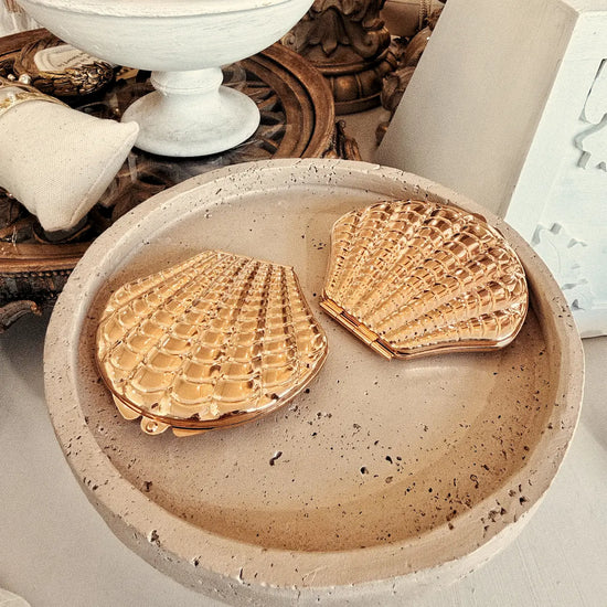 Miroir de poche - Coquillage doré