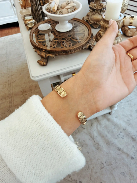 Bracelet manchette – perles serties