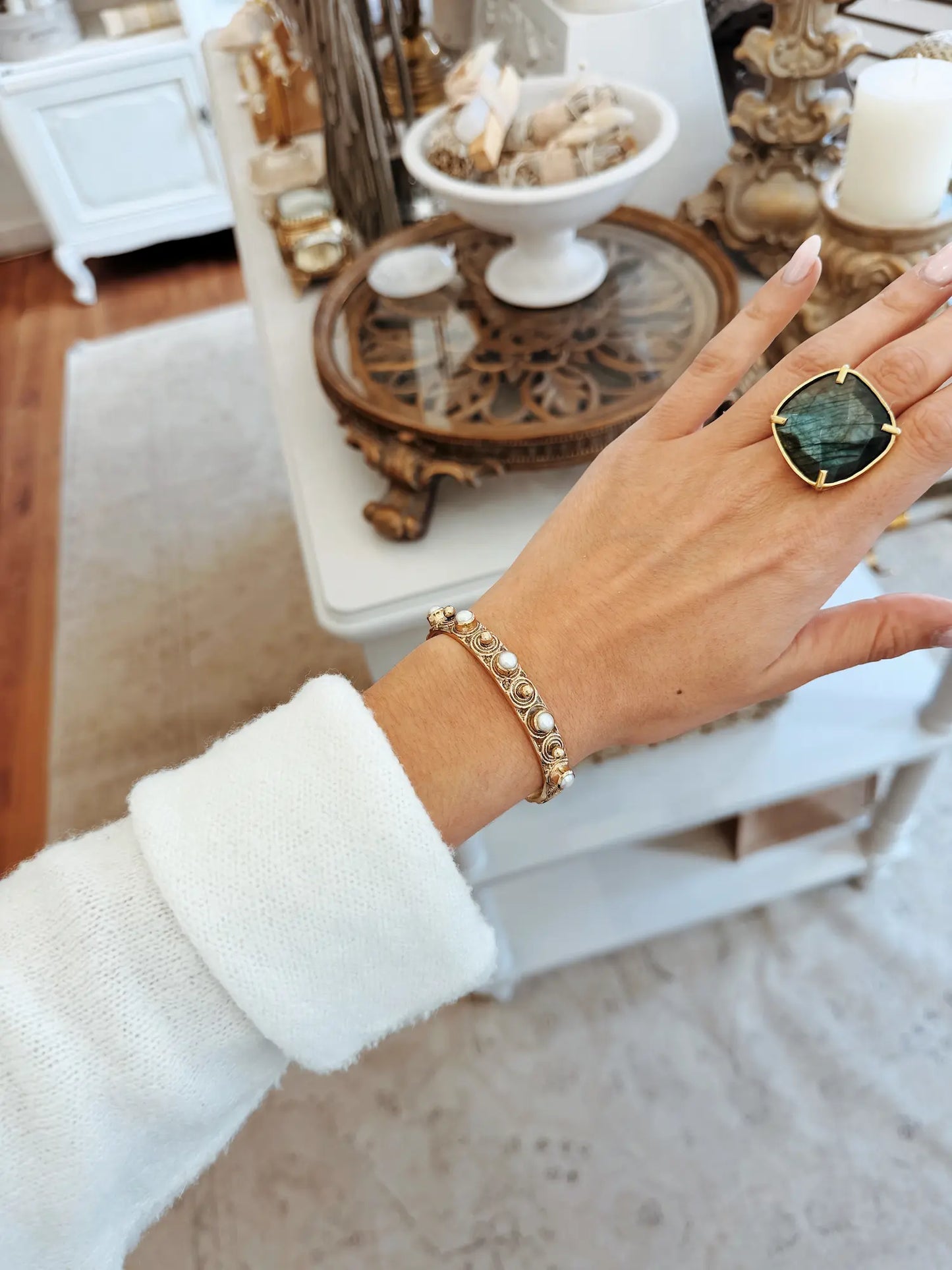 Bracelet manchette – perles serties