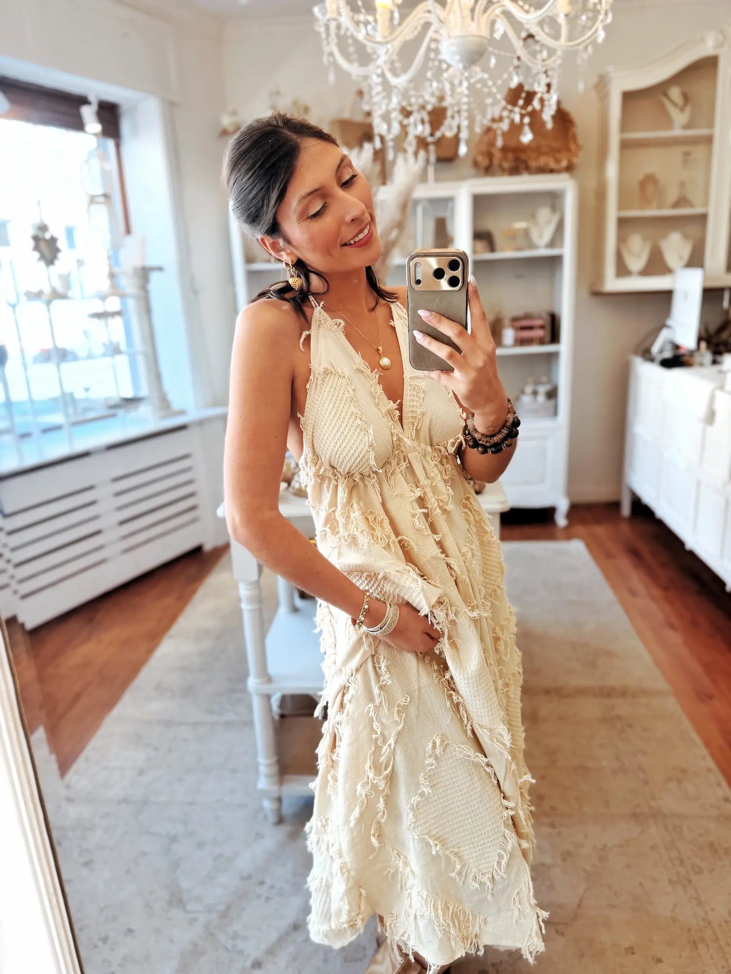 Robe à franges et dos nu