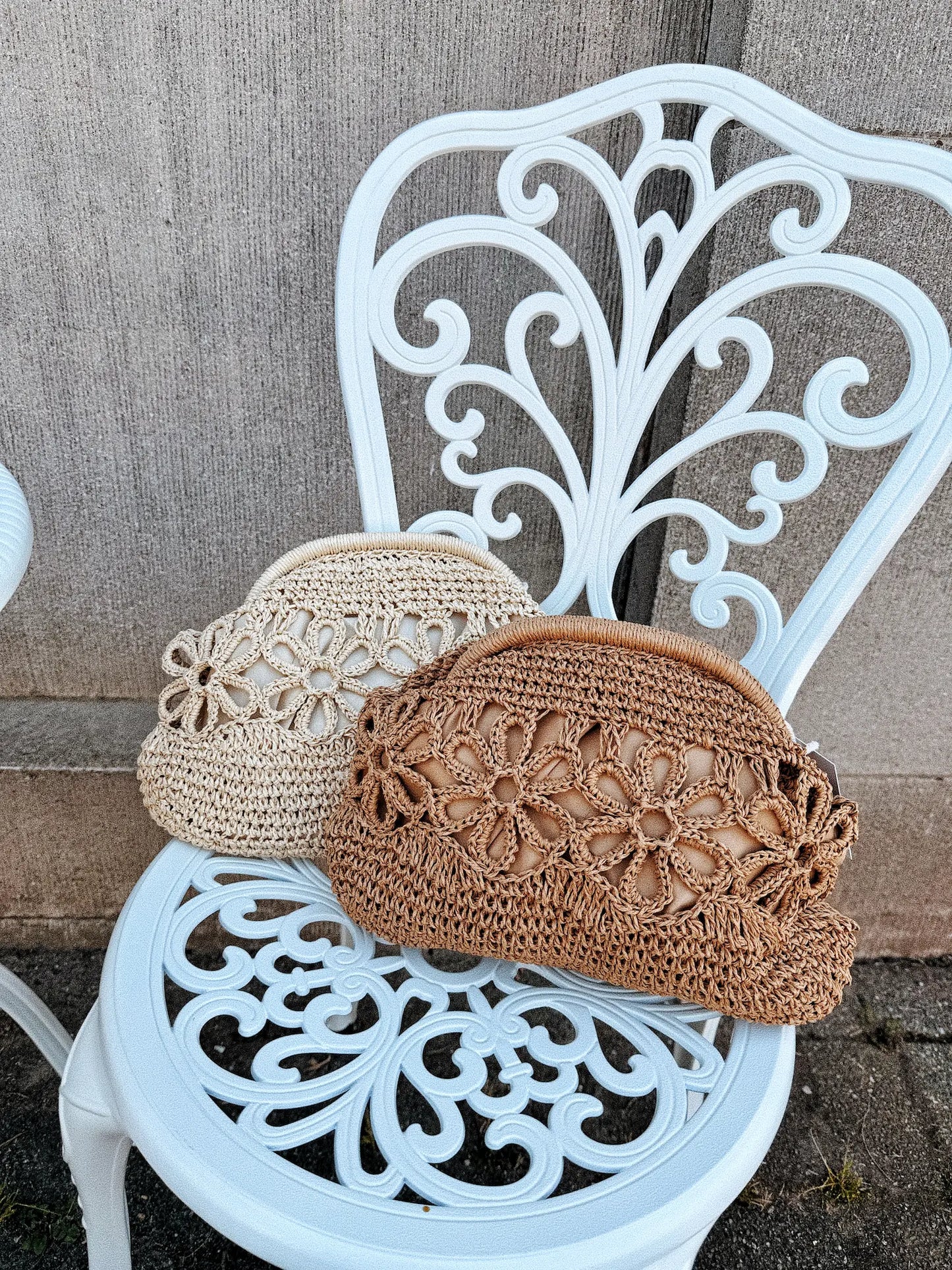 Sac pochette en raphia - beige