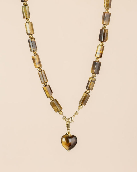 Collier Oeil de tigre – pendentif cœur