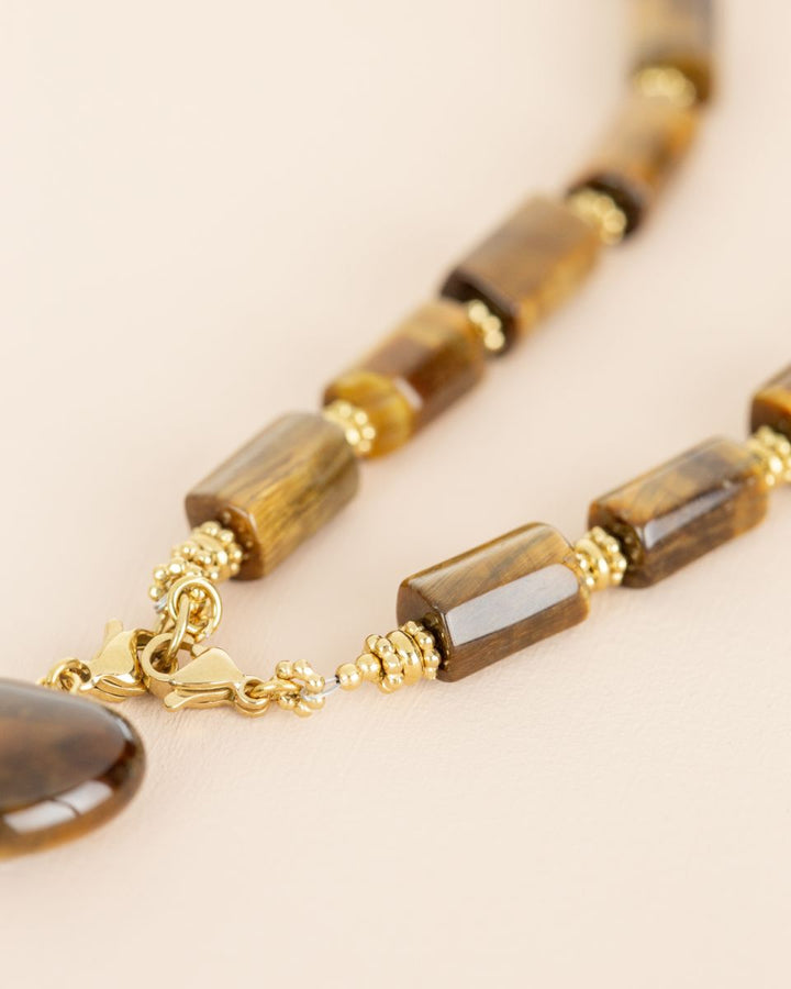 Collier Oeil de tigre – pendentif cœur