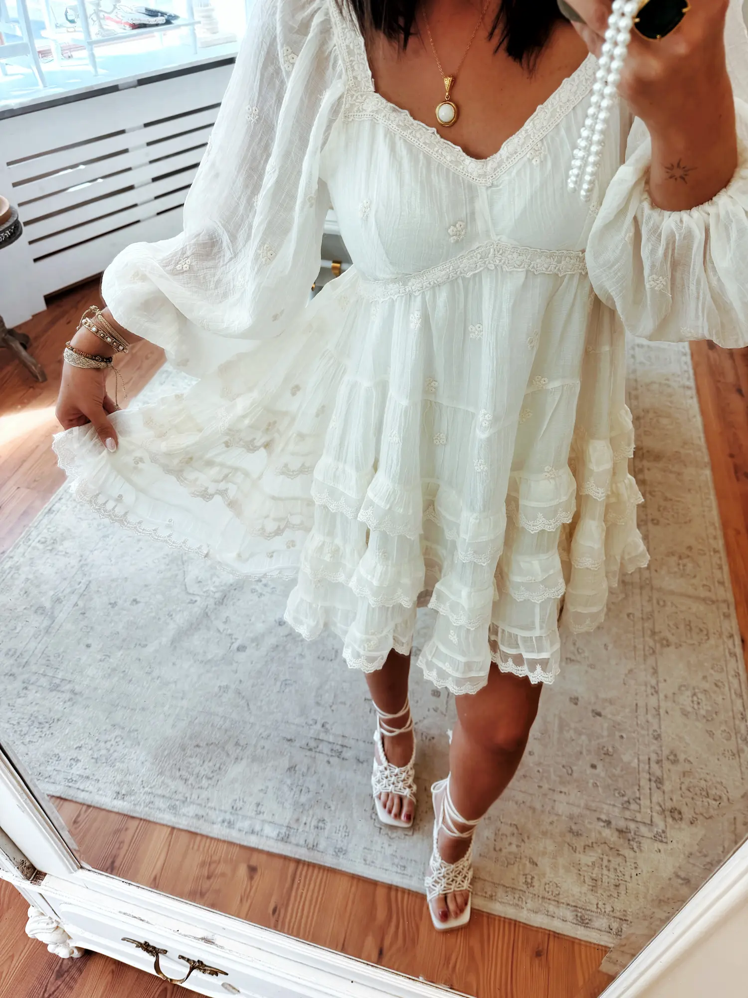 Robe en dentelle Louise - blanche – Image 2