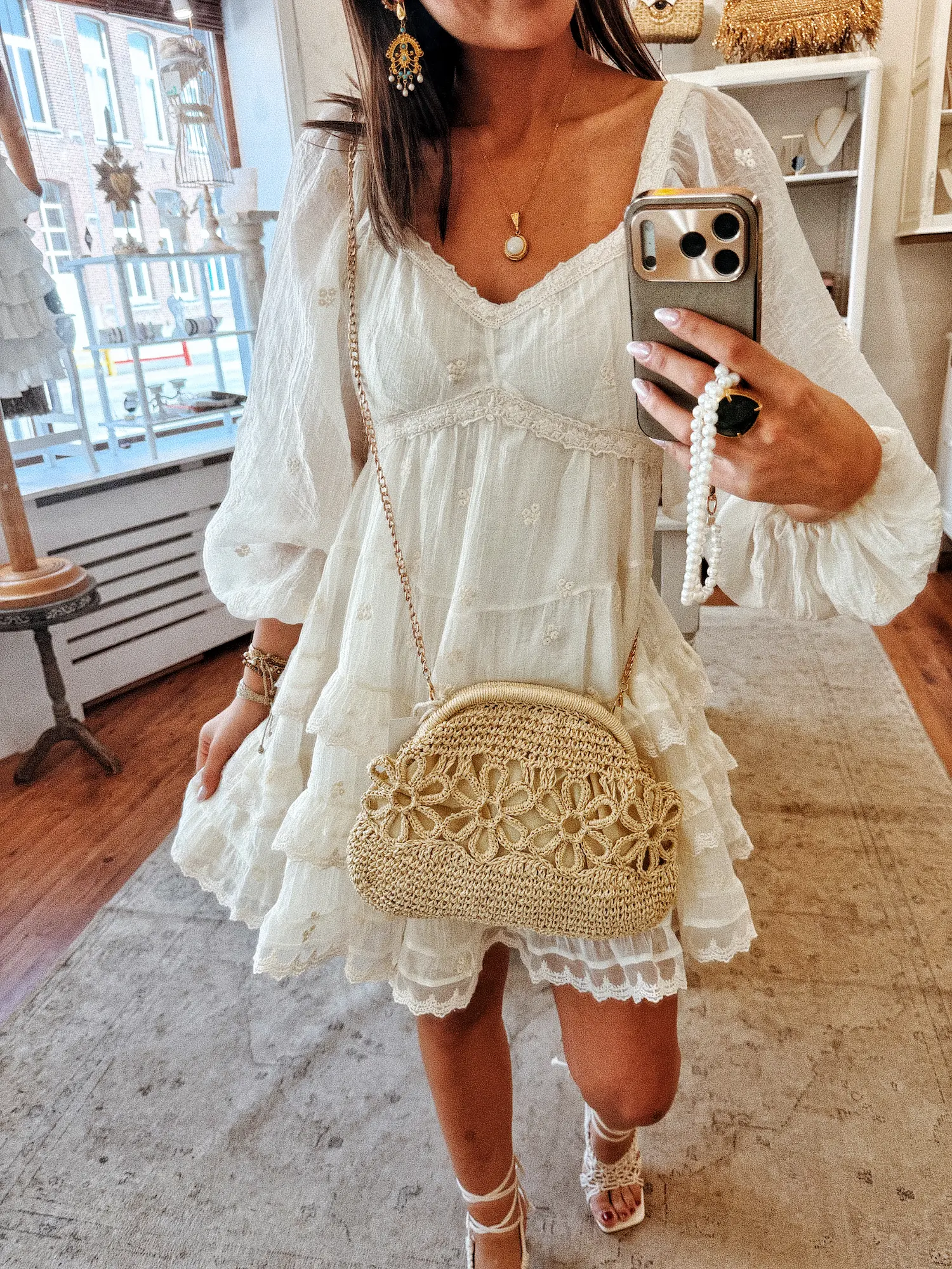 Sac pochette en raphia - beige – Image 3